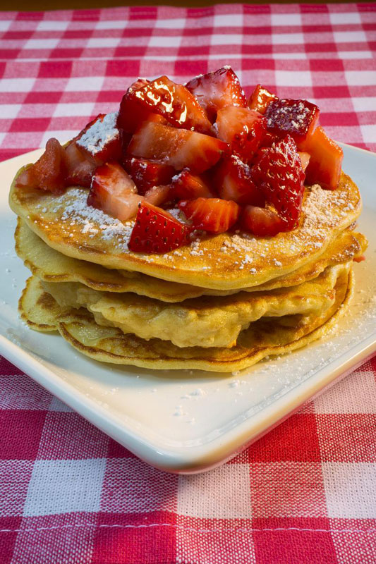 Oatmeal pancakes with strawberries
