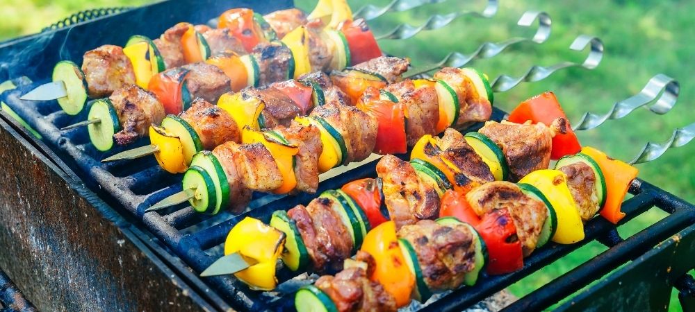 barbecue meat kabobs