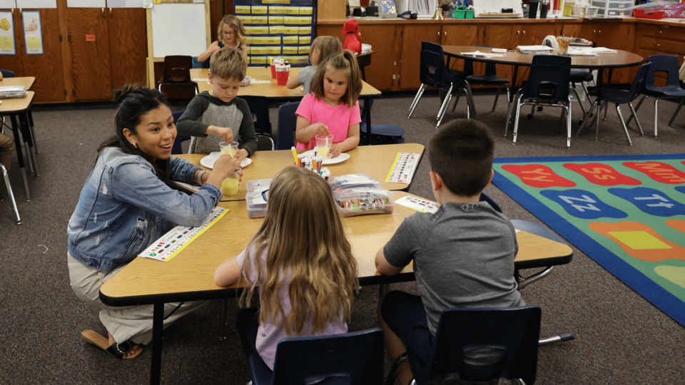 Nebraska Extension teaching about pudding in the classroom