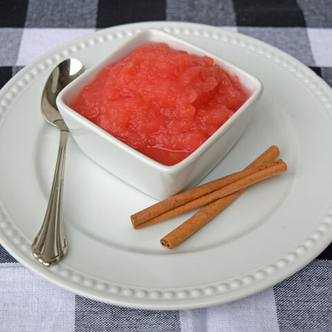 Rosy Cinnamon Applesauce Dip