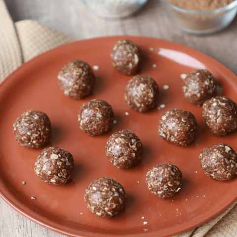 Chocolate Energy Bites