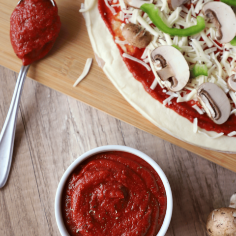 Quick and Easy Pizza Sauce