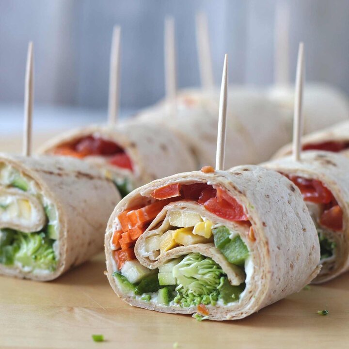 Crunchy vegetable wraps