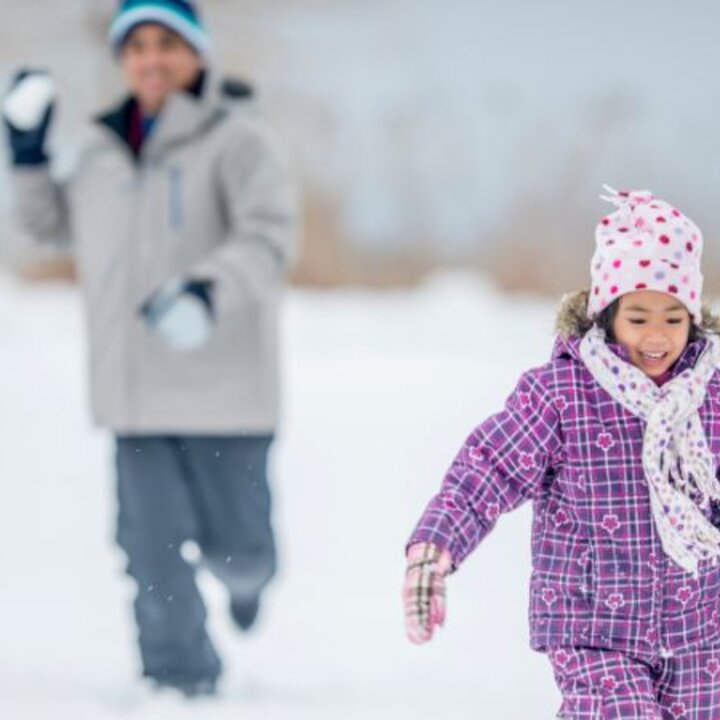 family-snow-fun