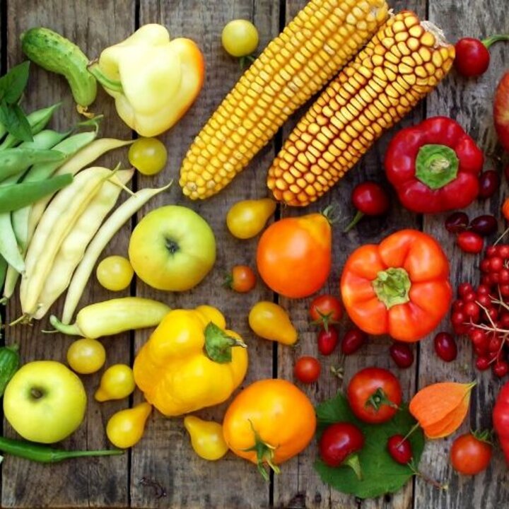 fruit and veggie rainbow