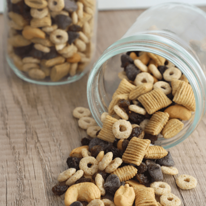 iron powered snack mix