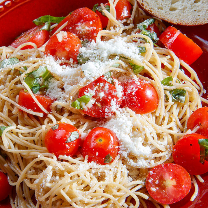 tomato and basil pasta