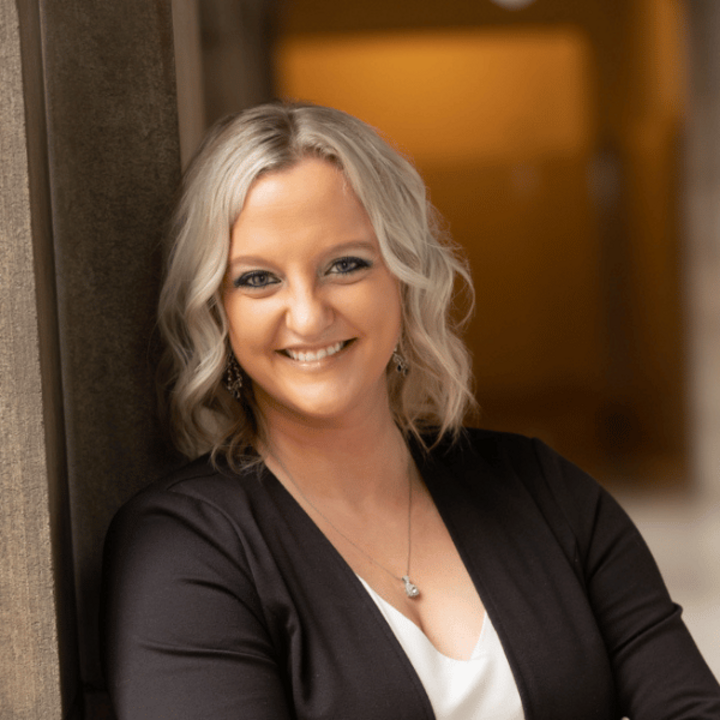 Avatar for Lindsey Hanlon