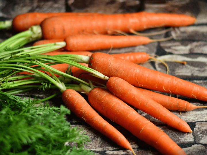 a bunch of carrots