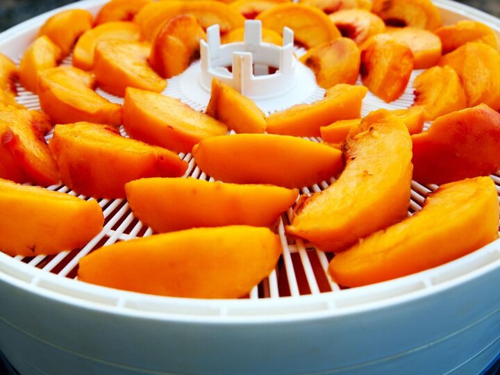 dehydrating peaches