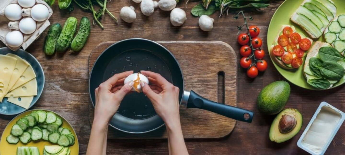 cooking with eggs and vegetables