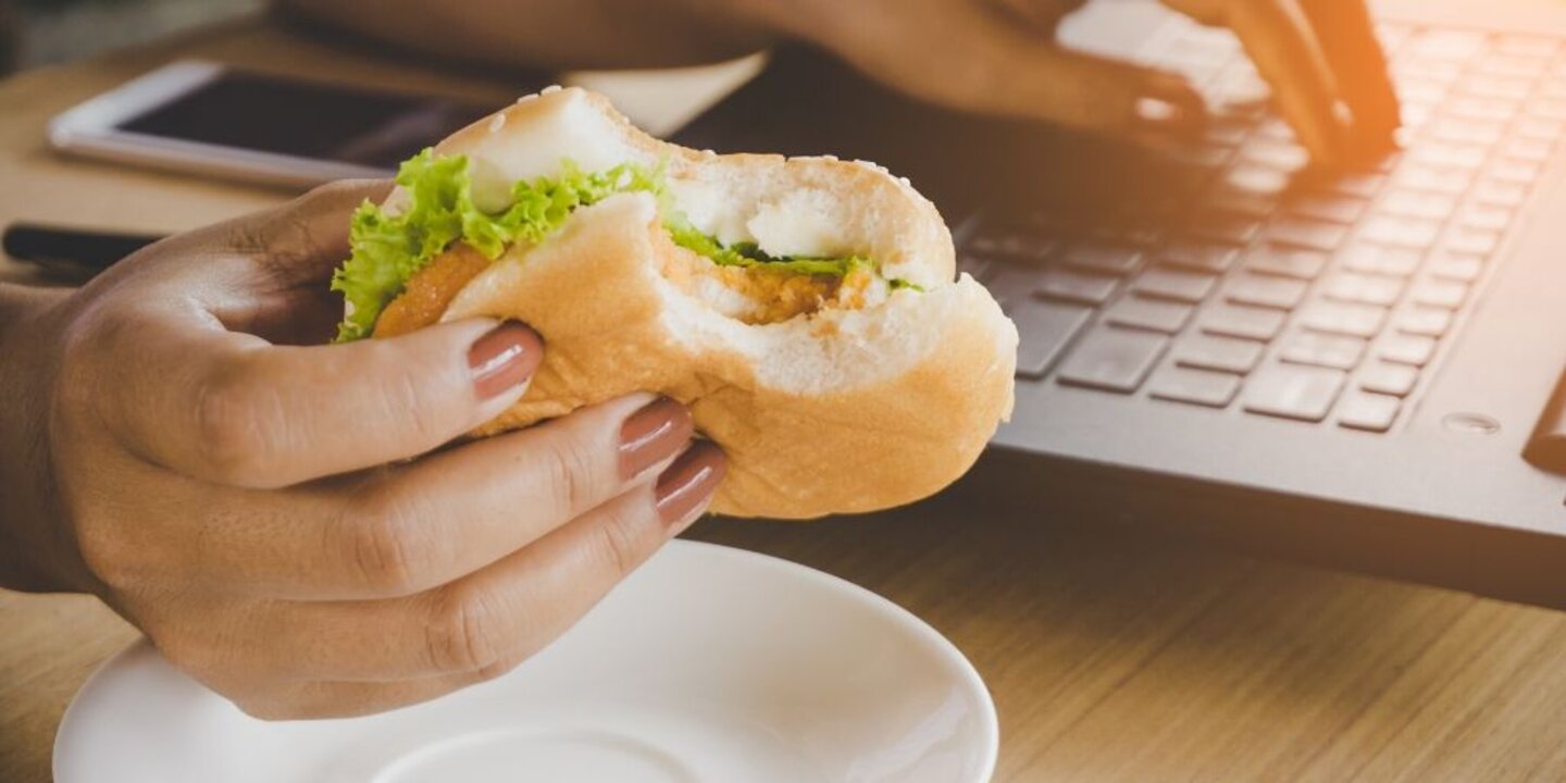 eating at computer