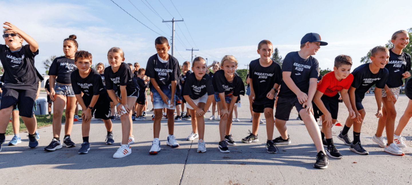 kids at the starting line ready to run