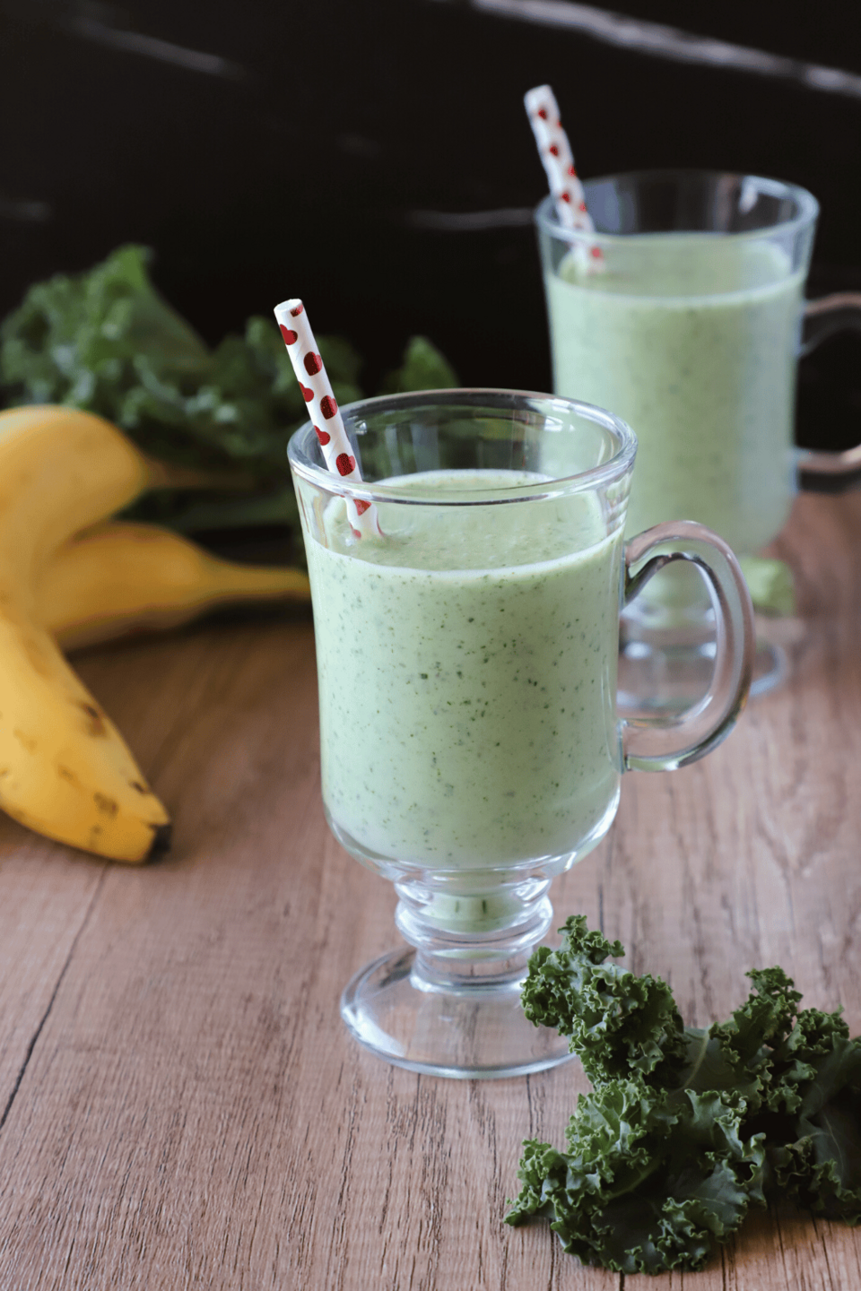 Banana kale smoothie