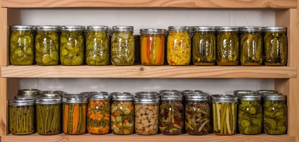 storing home canned food