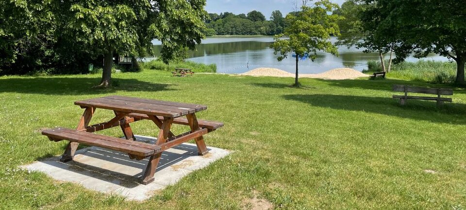 picnic table at a park