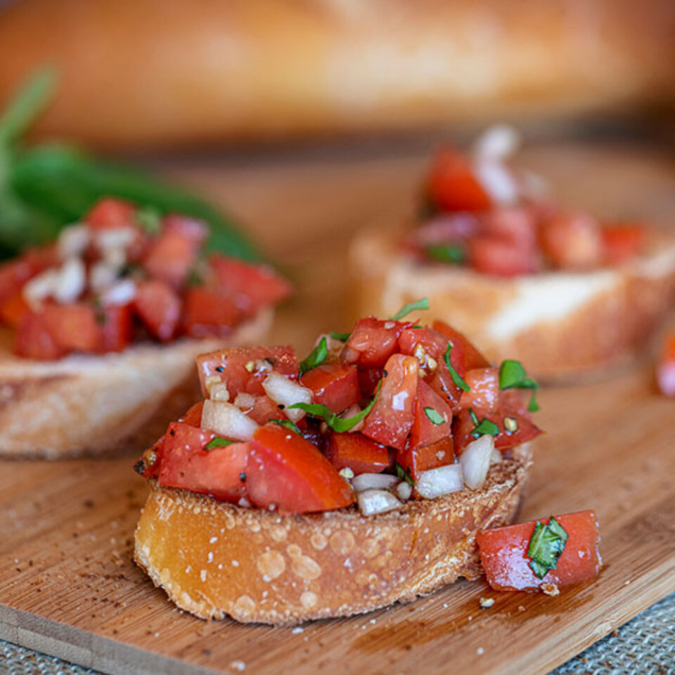 tomato and basil bruschetta