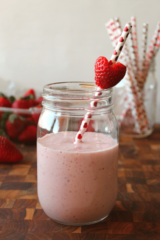A smoothie for your sweetheart